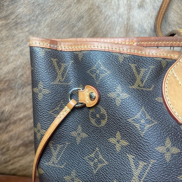 Authentic Louis Vuitton neverfull - Picture 3 of 16